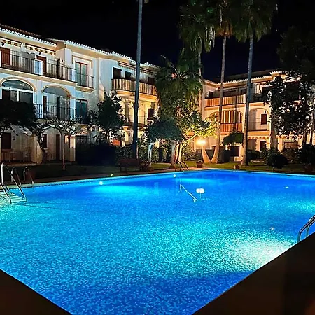 El Patio V Aparthotel