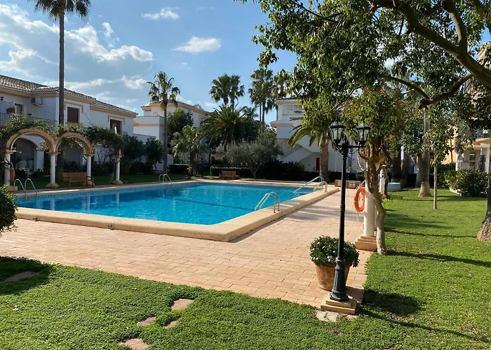 Aparthotel El Patio V 3*