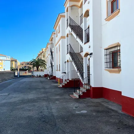 El Patio V 3* دينايا