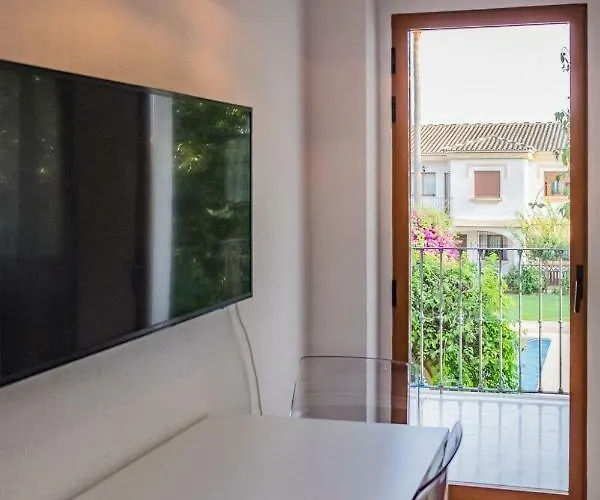 El Patio V شقة فندقية 3*